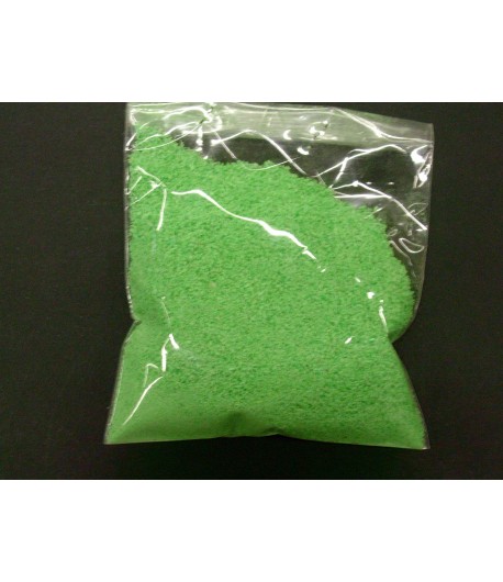 Polvere in grani verde chiaro